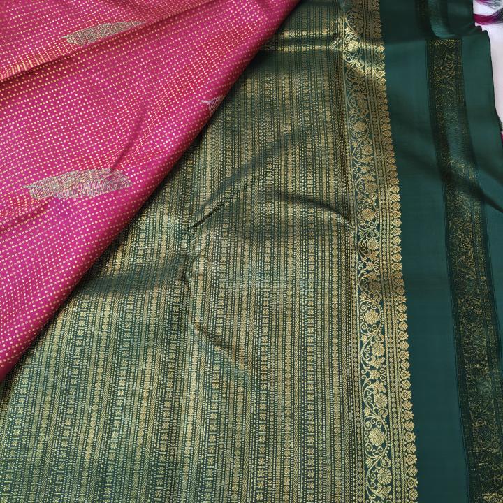 Kanchipuram Deep pink Silk Saree with Modern Leaf Motifs and Fine Zari Grid