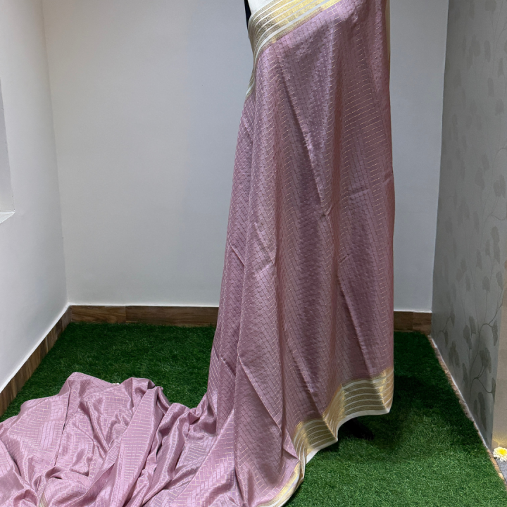 Dusty Rose Checkered Silk Saree with Cream Zari Border